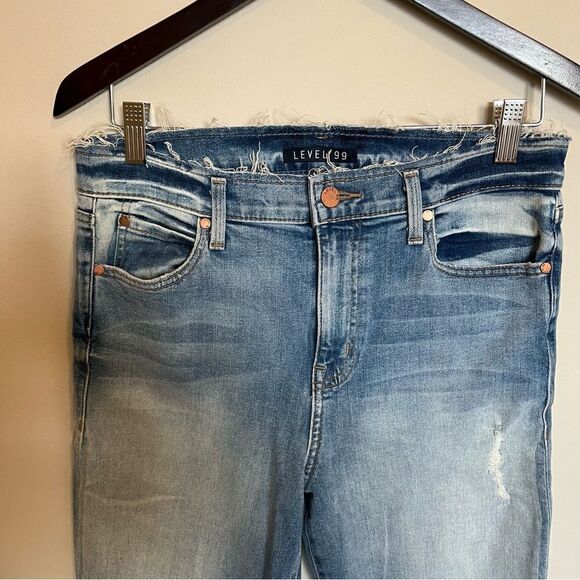 Level 99 Crop Step Frayed Hem - Picture 4 of 12